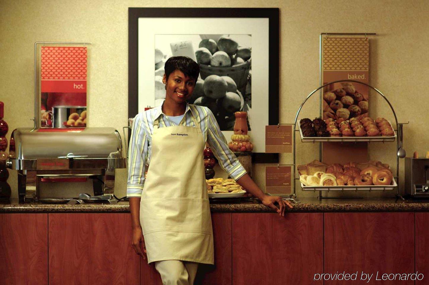 Hampton Inn Beeville Restaurant foto